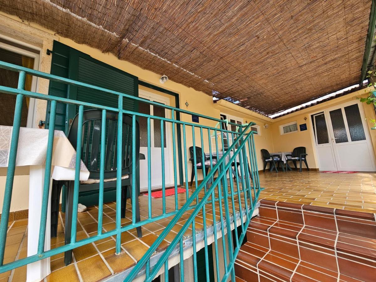Apartments La Pergola โรวีน ภายนอก รูปภาพ