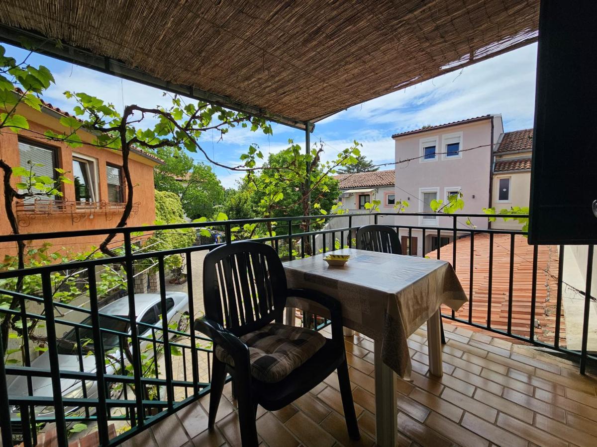 Apartments La Pergola โรวีน ภายนอก รูปภาพ