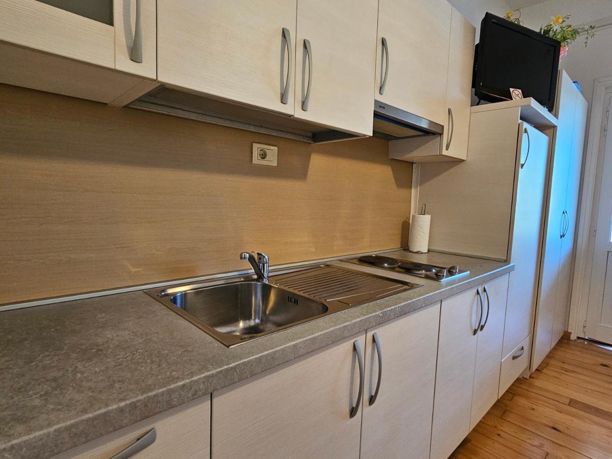 Apartments La Pergola โรวีน ภายนอก รูปภาพ